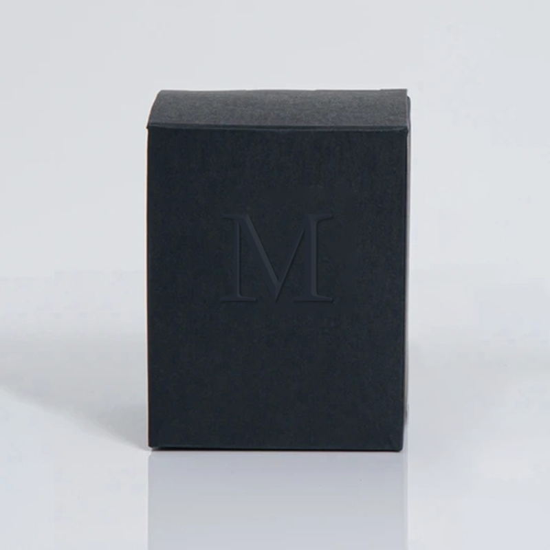 M&Scent 卸売高級黒ユニークな瓶結婚式装飾香りのソイキャンドルクリスタル付き