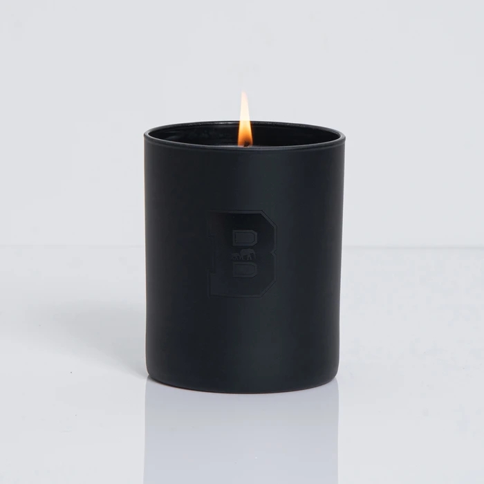 M&Scent 卸売高級黒ユニークな瓶結婚式装飾香りのソイキャンドルクリスタル付き