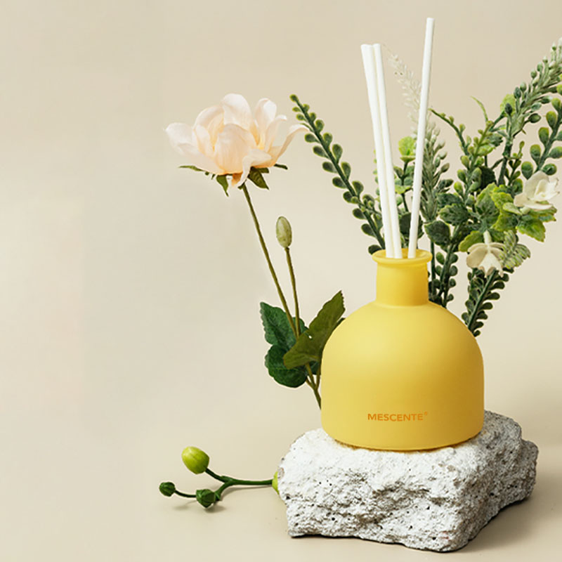 M&Scent ホットセール高級フレグランス アロマ エッセンシャル フュージョン オイルリード ディザー 籐スティック付き