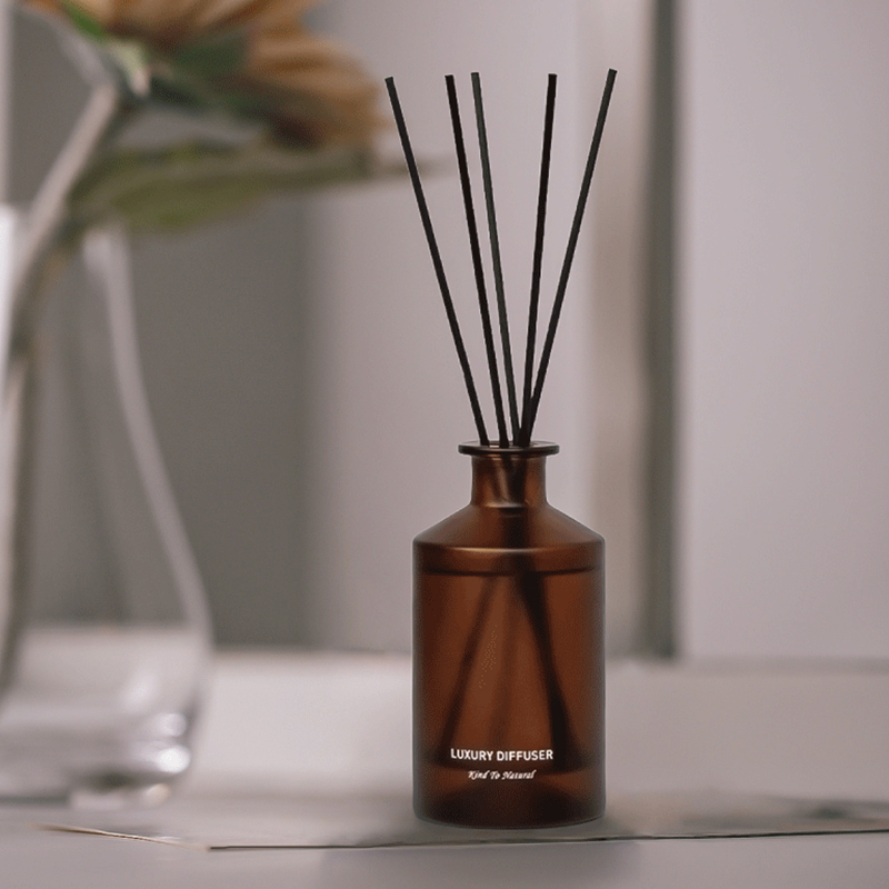 M&Scent カスタム高級スライガラスボトル ホームエッセンシャルオイル リードディフューザー