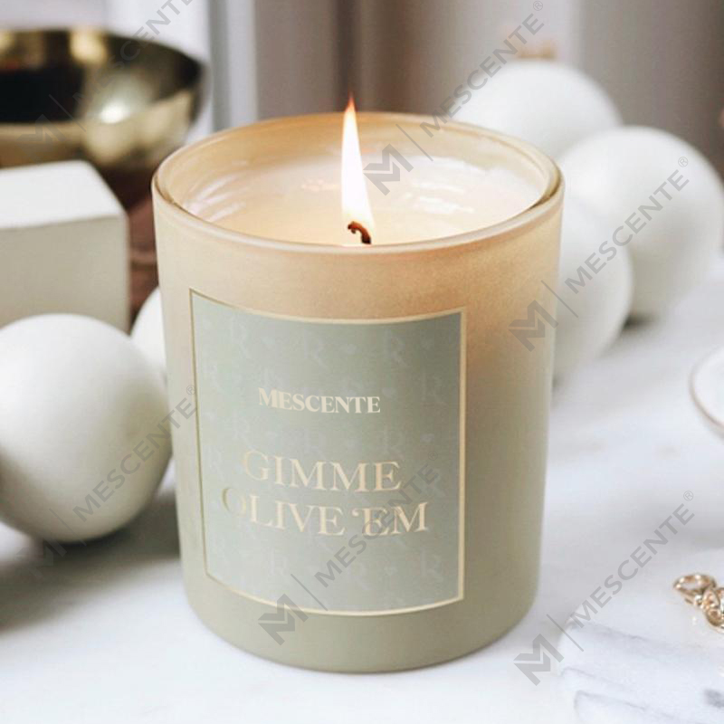 M&Scent 卸売新しい高級カスタムプライベートラベルクリスマスクリスタルジャーケルゼン香りソイキャンドル蓋付き