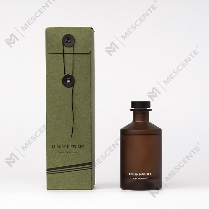 M&Scent カスタム高級すりガラスボトルホームエッセンシャルオイルリードディフューザー
