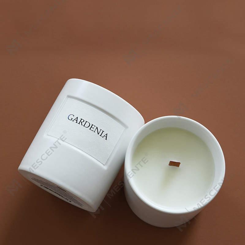 M&Scent 卸売カスタム高級ホームフレグランスガラス瓶香りのソイワックスキャンドル