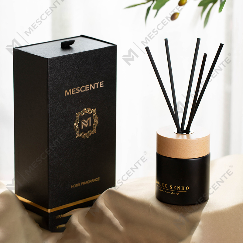 M&Scent ブラックボトル香水アロマリードディフューザーオイル、フレグランスタイリードディフューザーギフトセット