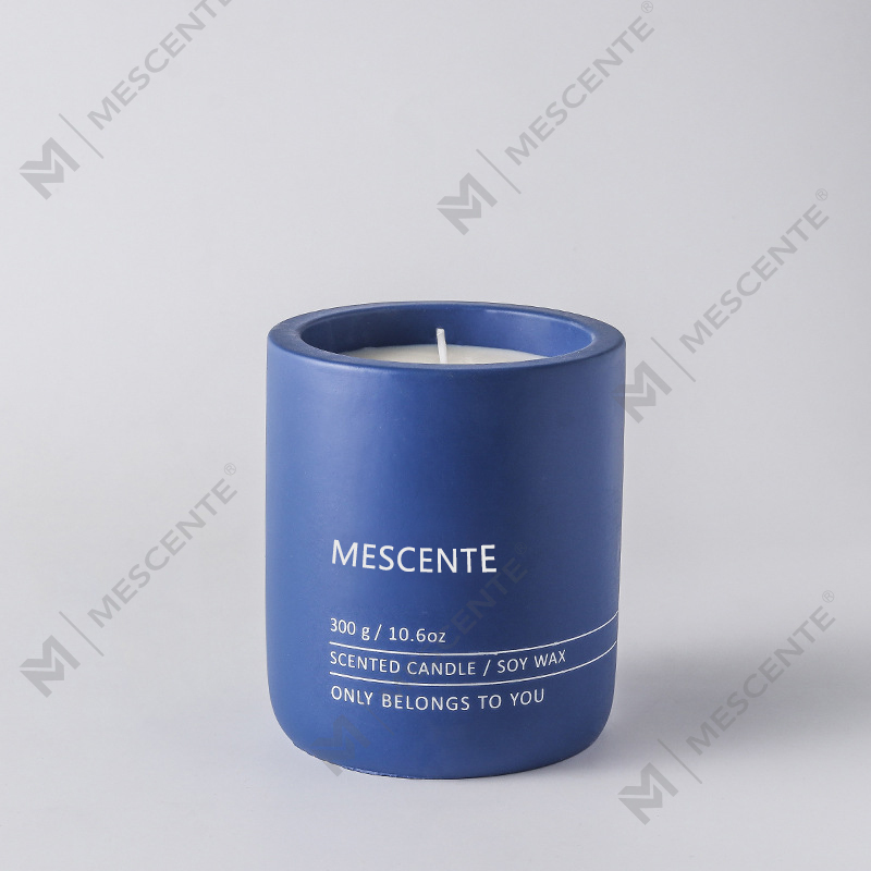 M&Scent カスタマイズされた装飾的な高級マッサージ プライベート ラベル クリスタル セラミック ウッドウィックの香りのソイ ワックス キャンドル