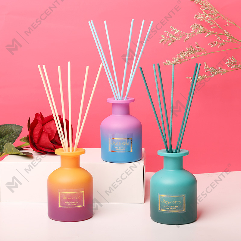 M&Scent プライベート ラベル ラウンド ボトル ホーム フレグランス リード ディフューザー