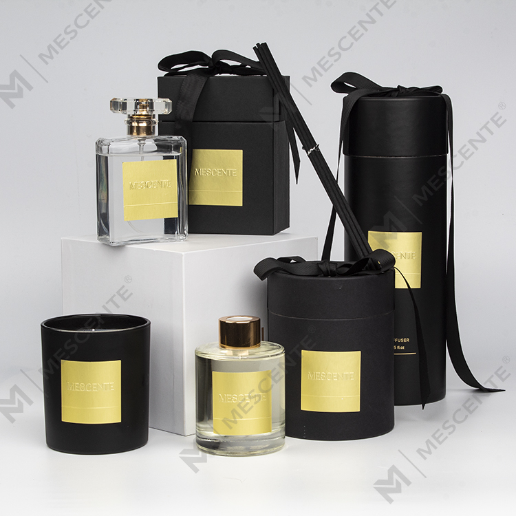 M&Scent の高級プライベート ラベルの香りの容器ジャー ソイワックス キャンドル バルク