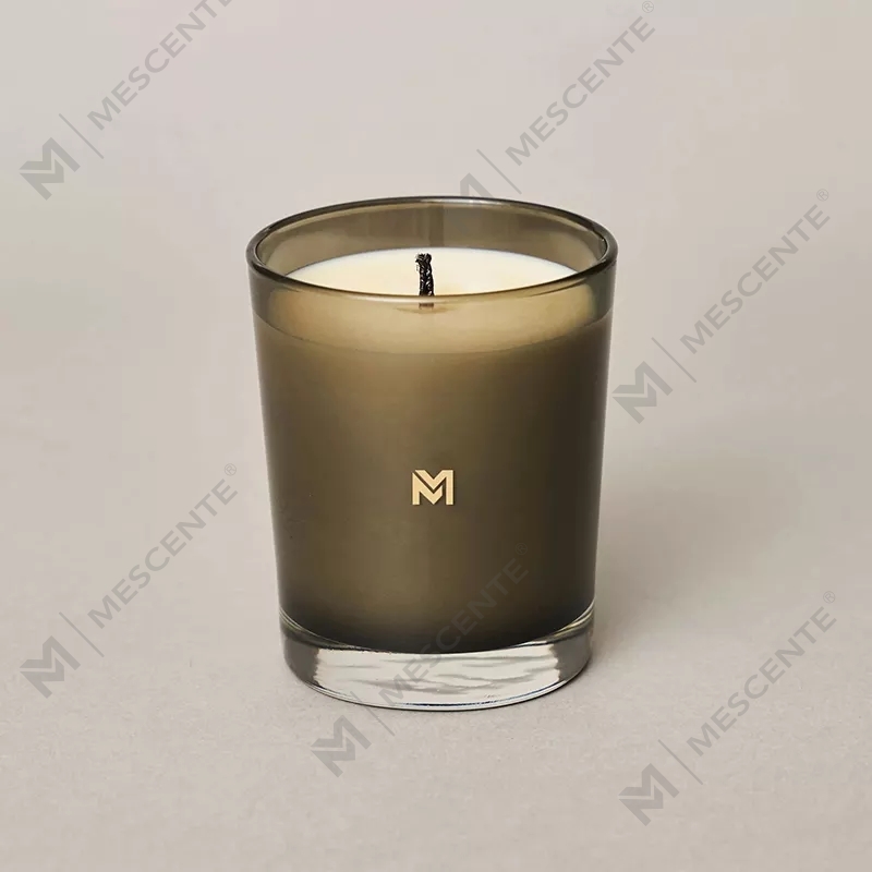 M&Scent 卸売新しい高級カスタムプライベートラベルクリスマスクリスタルジャーケルゼン香りソイキャンドル蓋付き